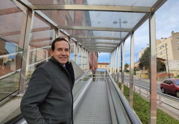 Andrade solicita medidas urgentes para el buen funcionamiento de las rampas mecánicas del municipio