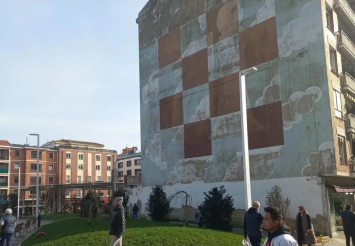 El PP de Getxo solicita el acceso a los proyectos del concurso para reemplazar el mural de “El Ajedrez” de Las Arenas